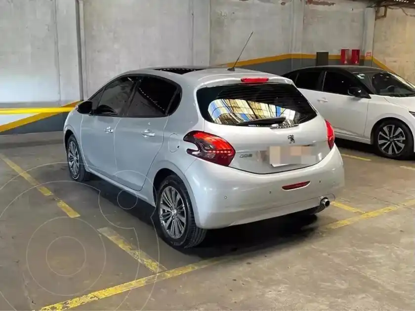 Peugeot 208 Feline 1.6 Aut  2020 - foto 5