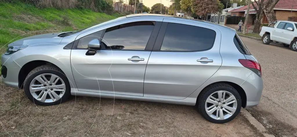 Peugeot 308 Allure Hdi (1560 Cc) 2022 - foto 4