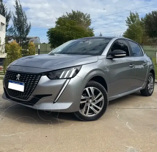 Peugeot 208 Feline 1.6 Tiptronic (1587 Cc) 2023 - foto 1