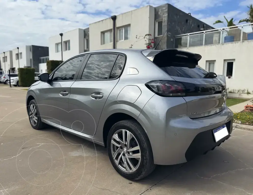 Peugeot 208 Feline 1.6 Tiptronic (1587 Cc) 2023 - foto 5