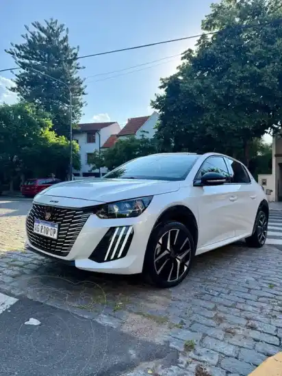 Peugeot 208 GT 2024 - foto 1