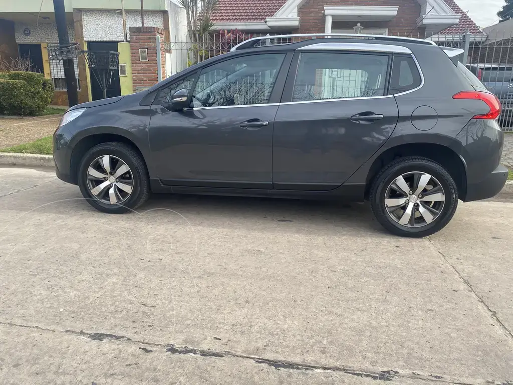 Peugeot 2008 Feline Aut (1587 Cc) 2018 - foto 2