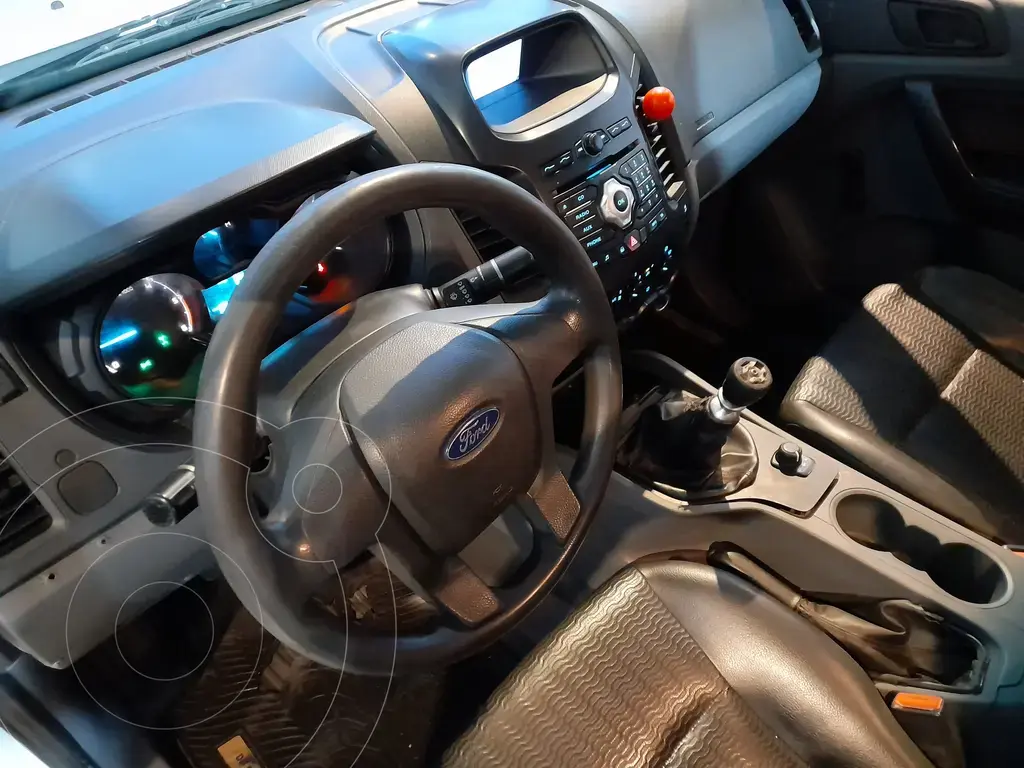 Ford Ranger Xl 2.2L 4X2 Tdi Cd Safety (2198 Cc) 2014 - foto 5