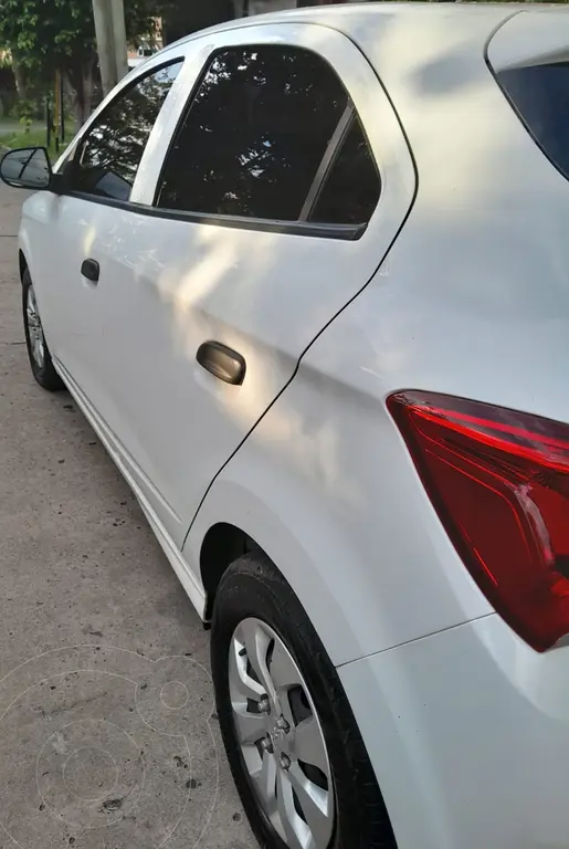 Chevrolet Onix Joy Base (1389 Cc) 2021 - foto 2