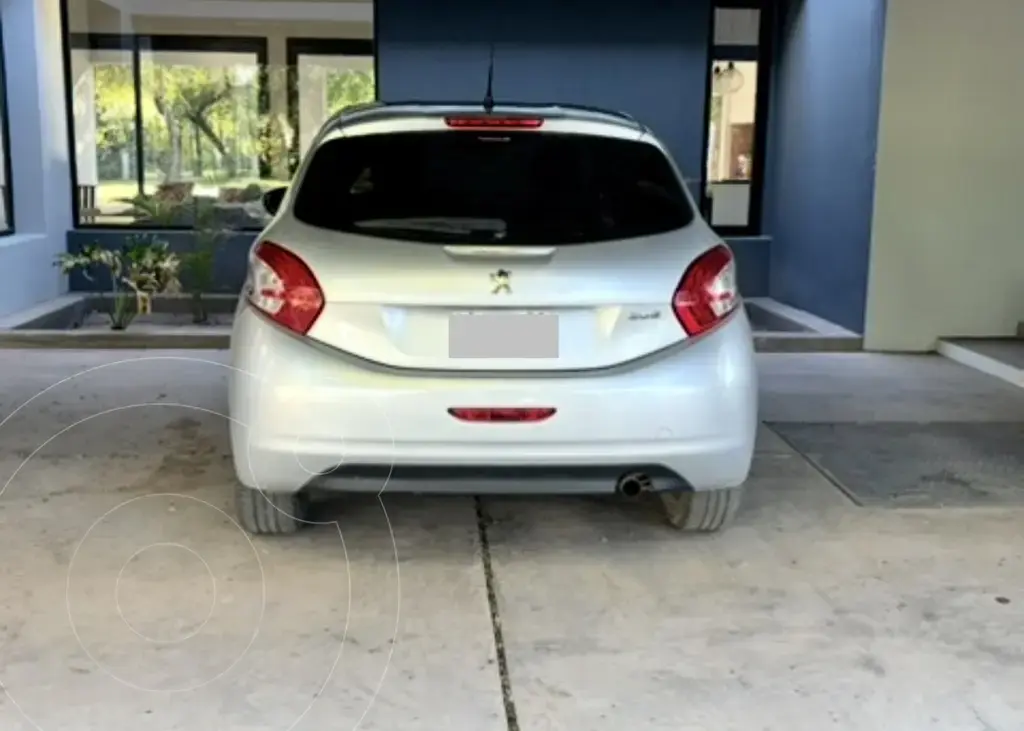Peugeot 208 Allure 1.5  2015 - foto 5