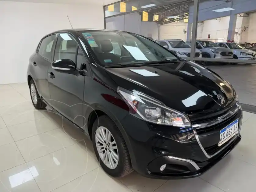 Peugeot 208 Allure 1.6  2018 - foto 2