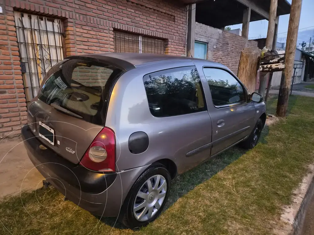 Renault Clio 3P 1.5 Dci Authentique (1461 Cc) 2005 - foto 3