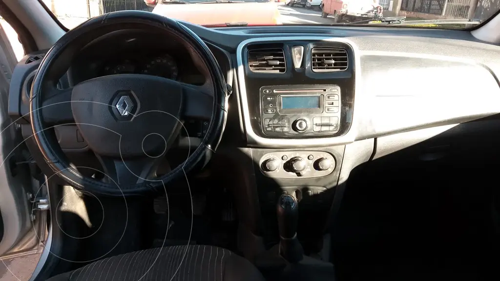 Renault Logan 1.6 Authentique (1598 Cc) 2017 - foto 2