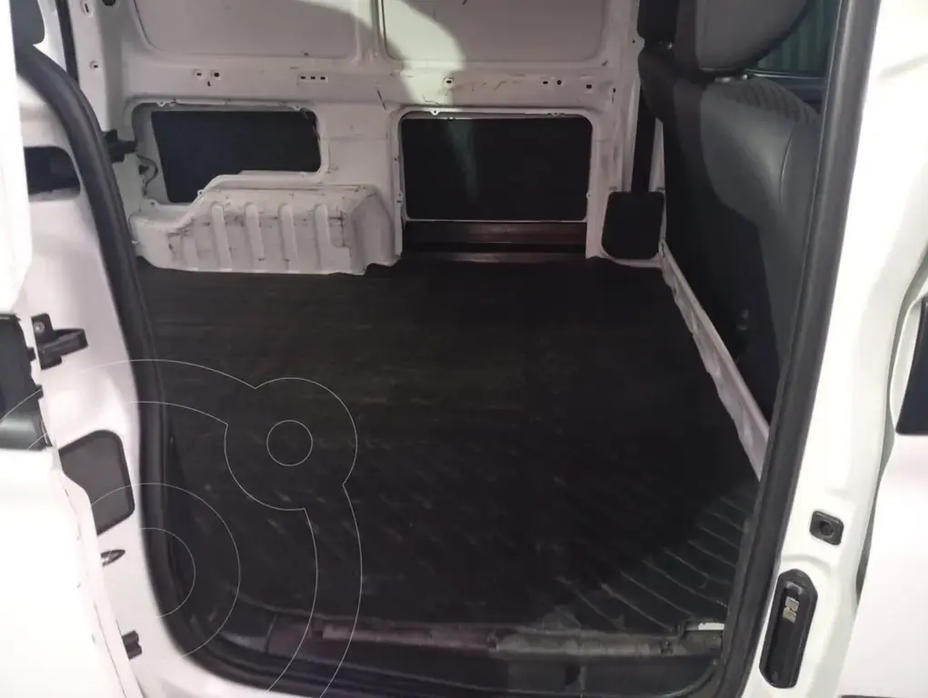 Peugeot Partner Furgón Confort Hdi  2016 - foto 4