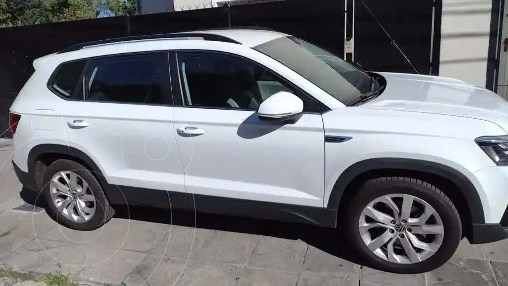 Volkswagen Taos Comfortline Aut  2024 - foto 1