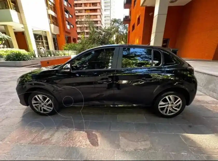 Peugeot 208 Feline 1.6 Tiptronic  2022 - foto 5