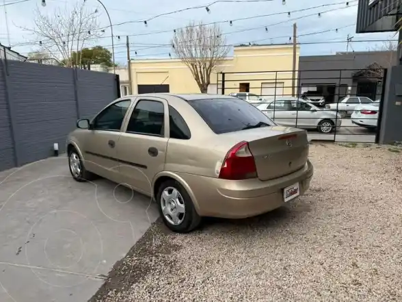 Chevrolet Corsa 4P Gl 1.6 Ac  2006 - foto 4