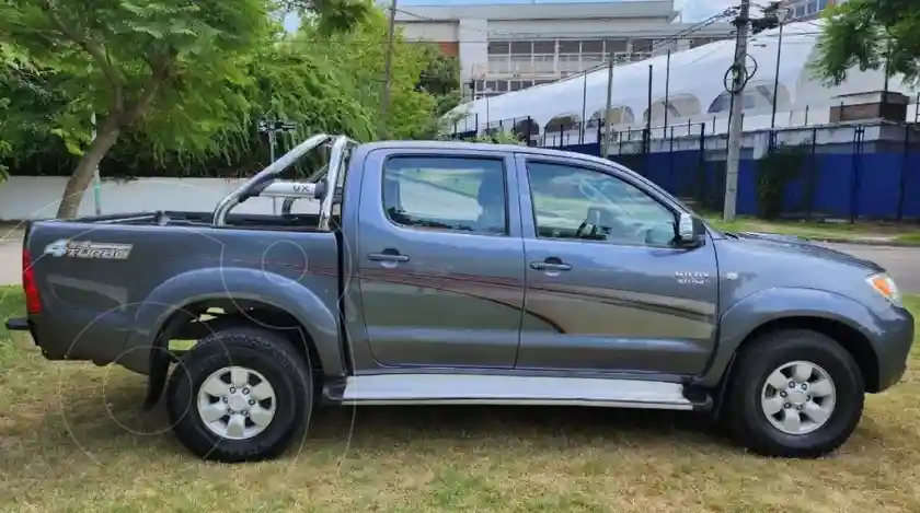 Toyota Hilux 3.0 4X4 Srv Tdi Dc  2008 - foto 2