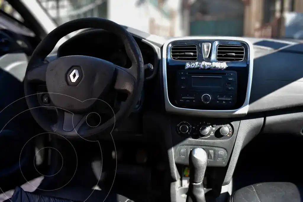 Renault Logan 1.6 Authentique Plus  2015 - foto 5