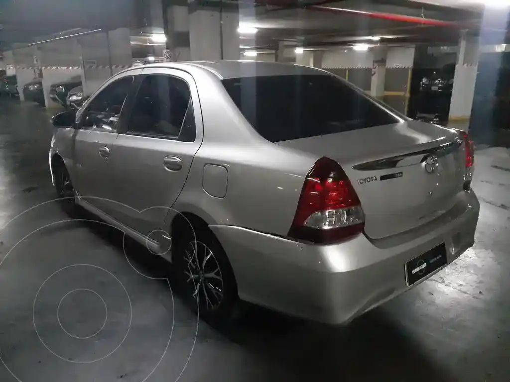 Toyota Etios Sedán Xls  2018 - foto 3