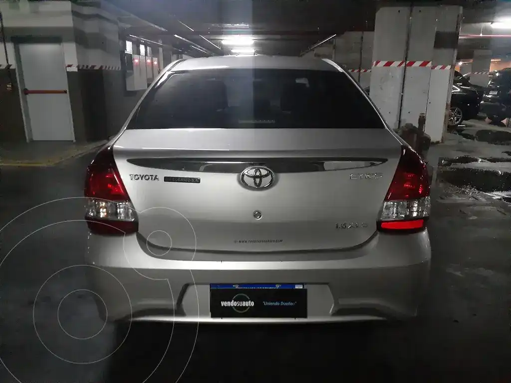 Toyota Etios Sedán Xls  2018 - foto 4