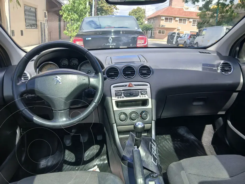 Peugeot 308 Allure Hdi Nav (1560 Cc) 2013 - foto 4