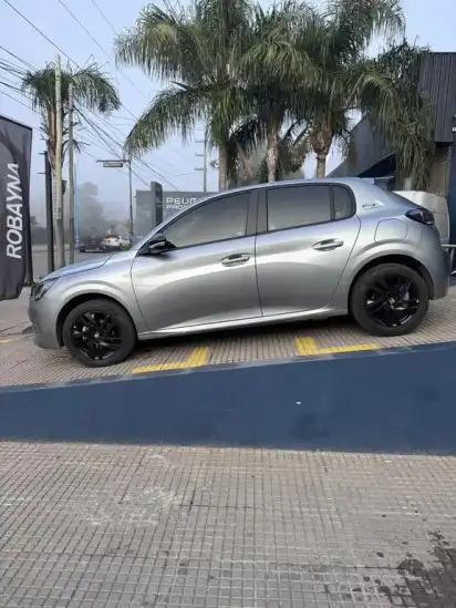 Peugeot 208 Style 1.6 Tiptronic  2023 - foto 1