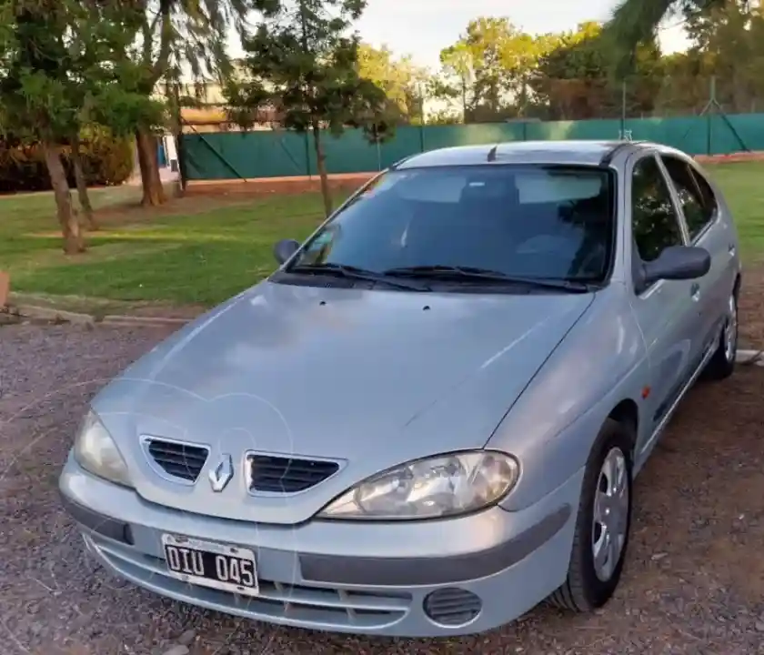 Renault Mégane Hatchback Bic 1.6 Rt  2000 - foto 1