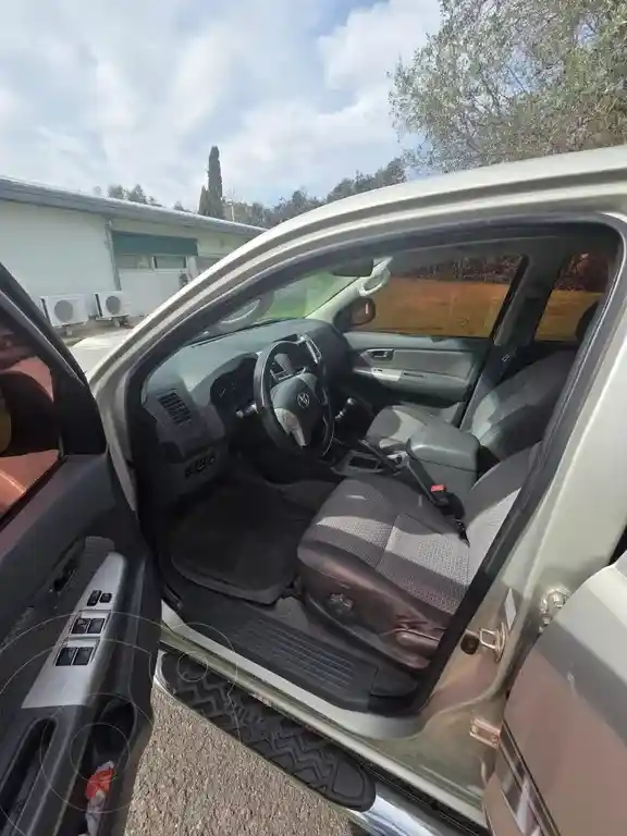 Toyota Hilux 3.0 4X4 Srv Tdi Dc  2013 - foto 3