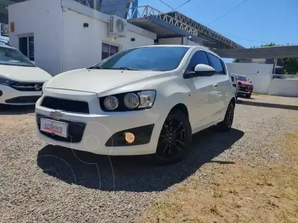 Chevrolet Sonic Sedán Ltz  2017 - foto 1