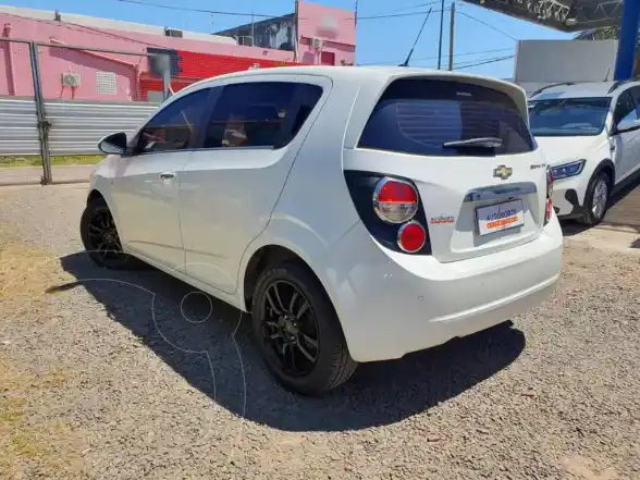 Chevrolet Sonic Sedán Ltz  2017 - foto 2