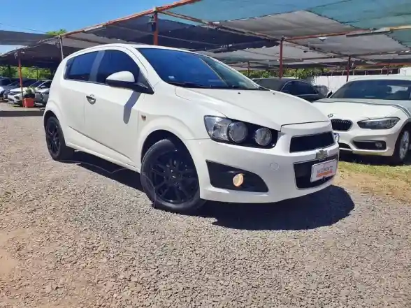 Chevrolet Sonic Sedán Ltz  2017 - foto 4