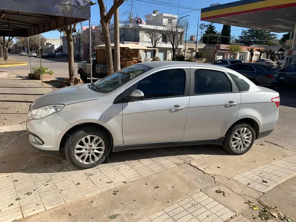 Fiat Grand Siena Attractive  2017 - foto 4
