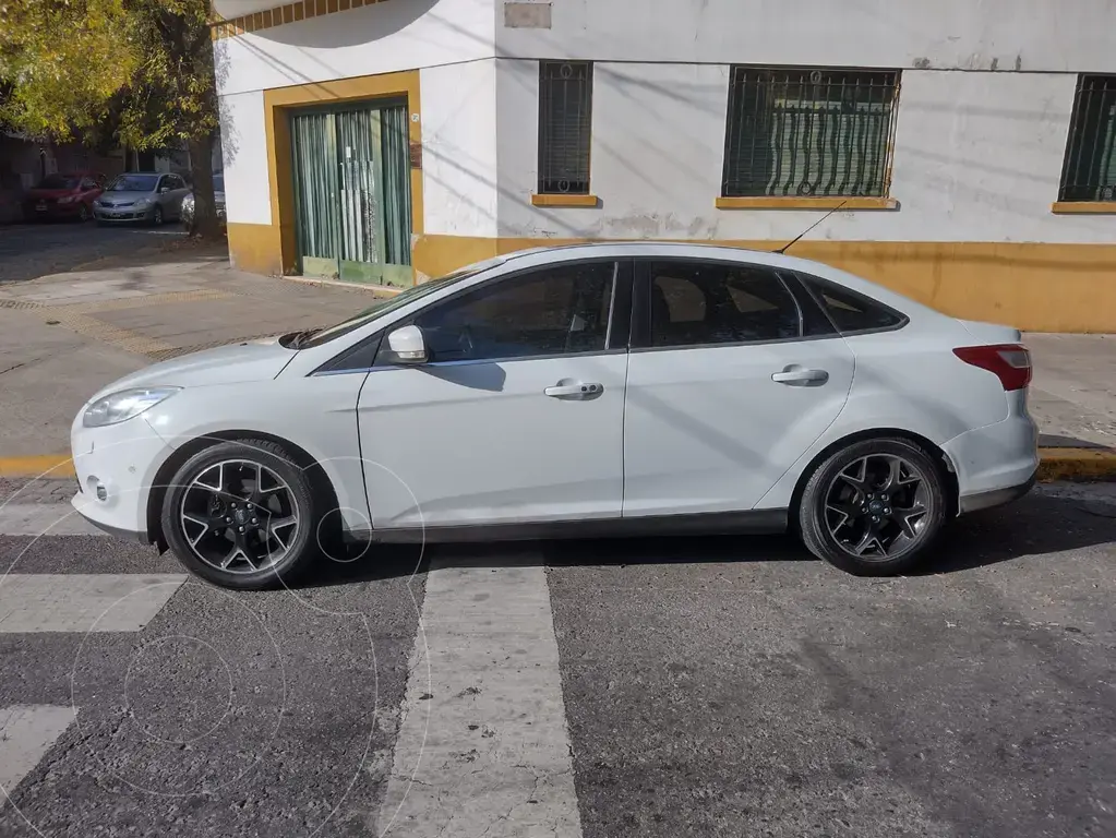 Ford Focus Sedán 2.0L Titanium Aut (2000 Cc) 2014 - foto 3