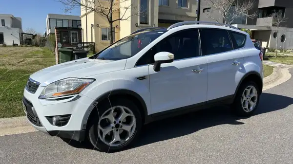 Ford Kuga Titanium L (2521 Cc) 2011 - foto 1