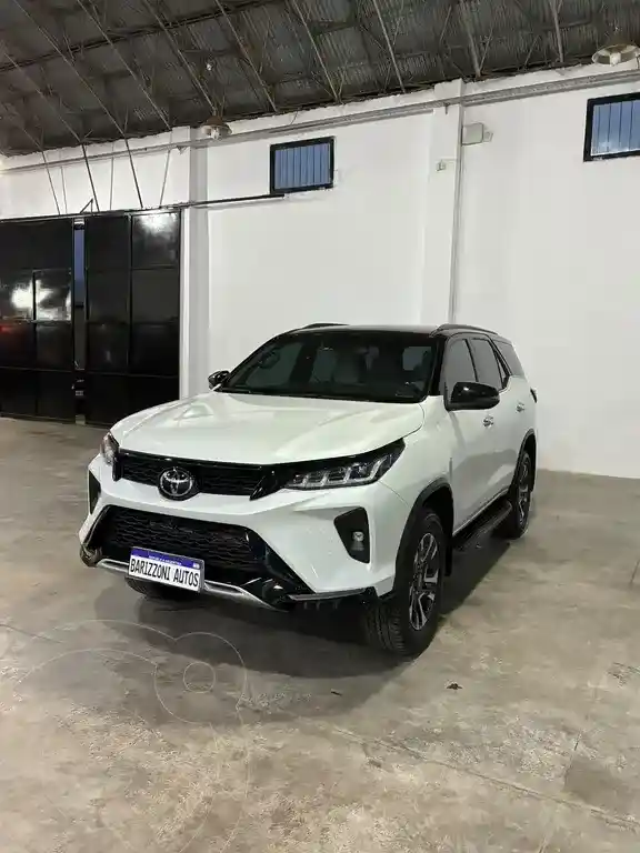 Toyota Sw4 Diamond Ii 2.8 Tdi 7A Aut  2026 - foto 3