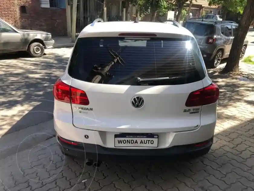 Volkswagen Tiguan Tiguan 2.0 Tsi Exclusive      L/12  2012 - foto 5
