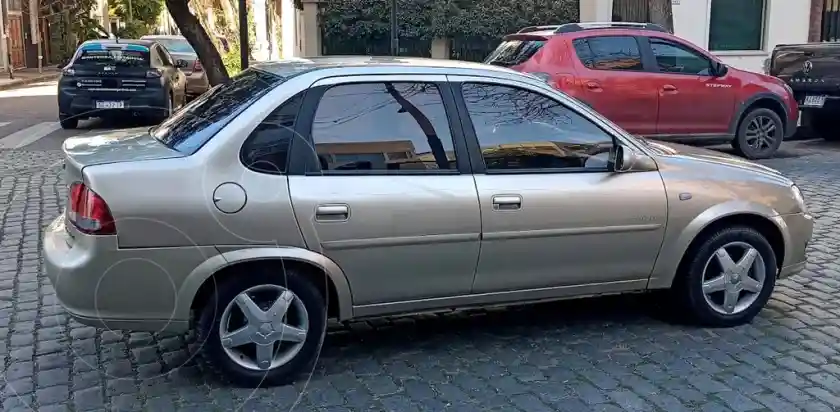 Chevrolet Classic 4P Lt Spirit  2014 - foto 4