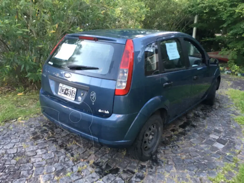 Ford Fiesta One Ambiente (1598 Cc) 2011 - foto 3