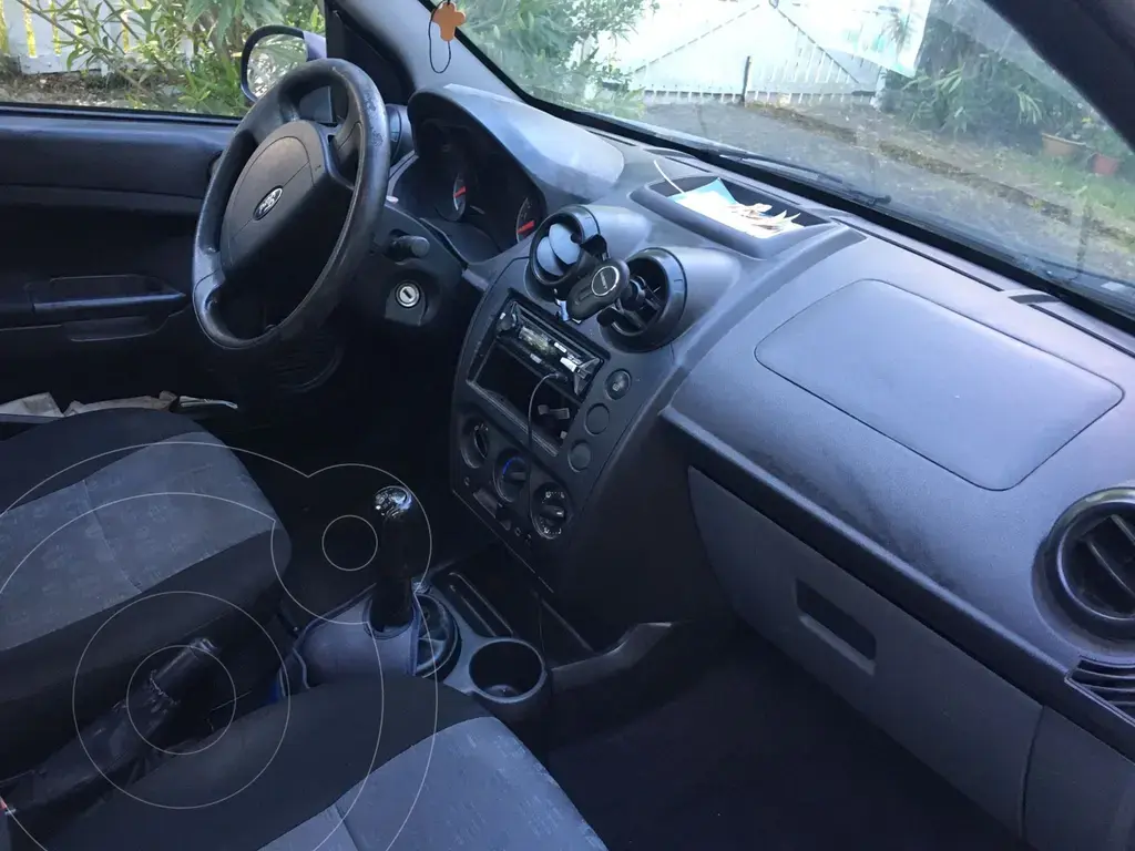 Ford Fiesta One Ambiente (1598 Cc) 2011 - foto 5