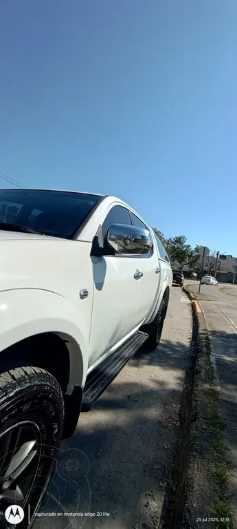Mitsubishi L200 4X4 3.2 Glx Cd (3200 Cc) 2015 - foto 3