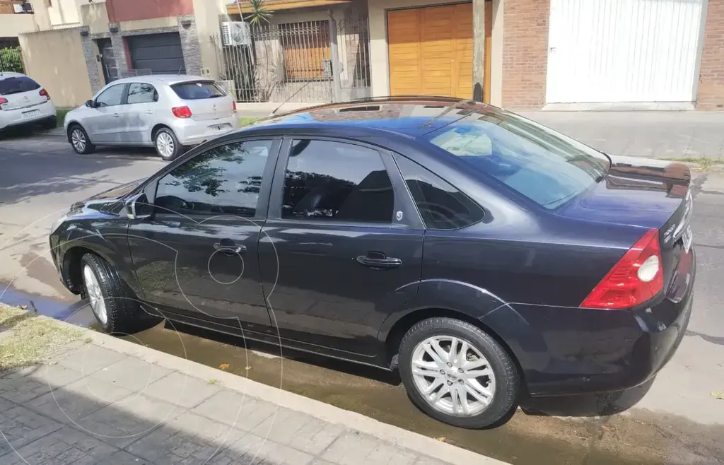 Ford Focus Exe Ghia 2.0L (2000 Cc) 2010 - foto 2