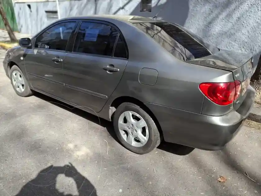 Toyota Corolla 2.0 Xei Td  2006 - foto 4