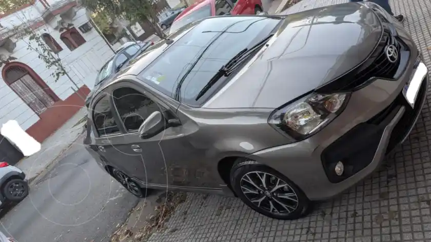 Toyota Etios Sedán Xls  2020 - foto 2