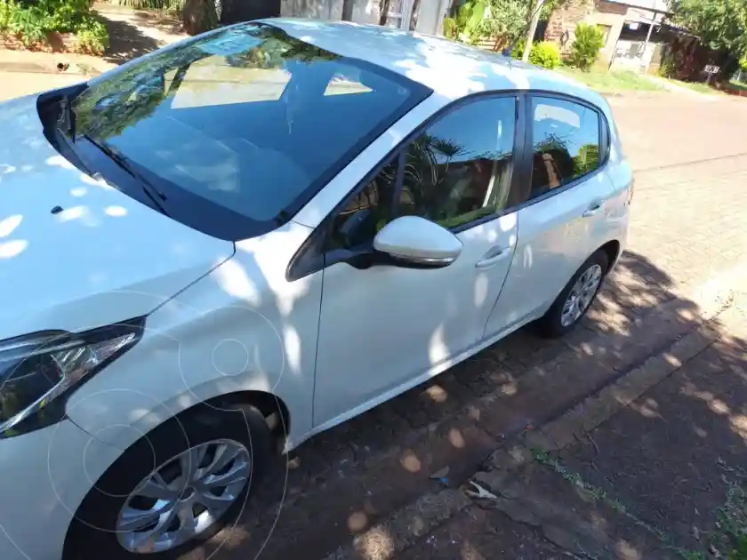 Peugeot 208 Active 1.5  2017 - foto 3