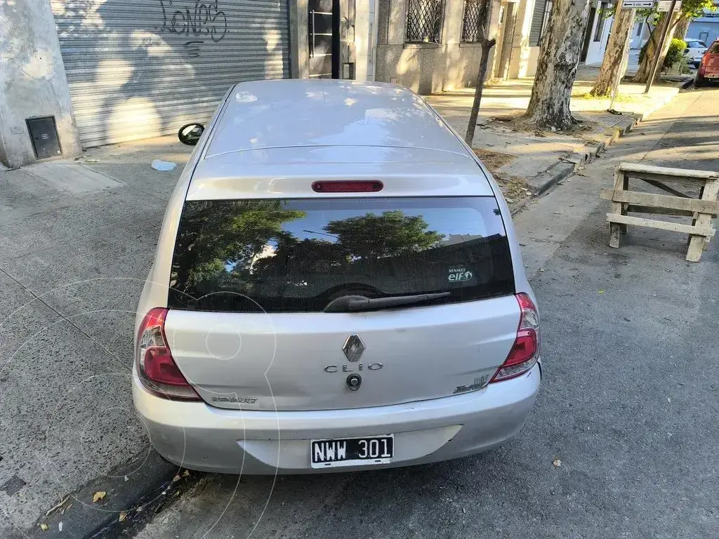 Renault Clio Mío 3P Confort (1149 Cc) 2014 - foto 3