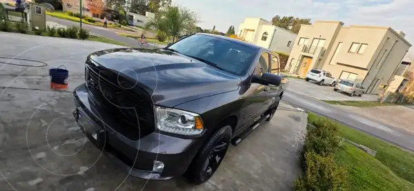 Ram 1500 Laramie 4X4 Nigth Edition (5654 Cc) 2024 - foto 1