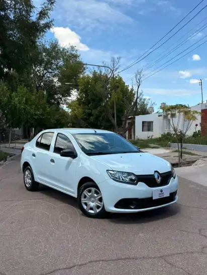 Renault Logan 1.6 Authentique Plus  2018 - foto 1
