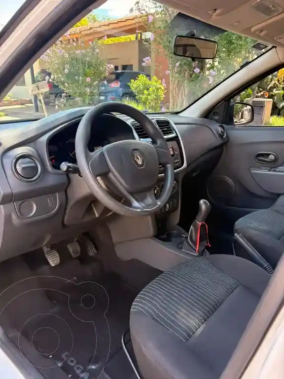 Renault Logan 1.6 Authentique Plus  2018 - foto 3