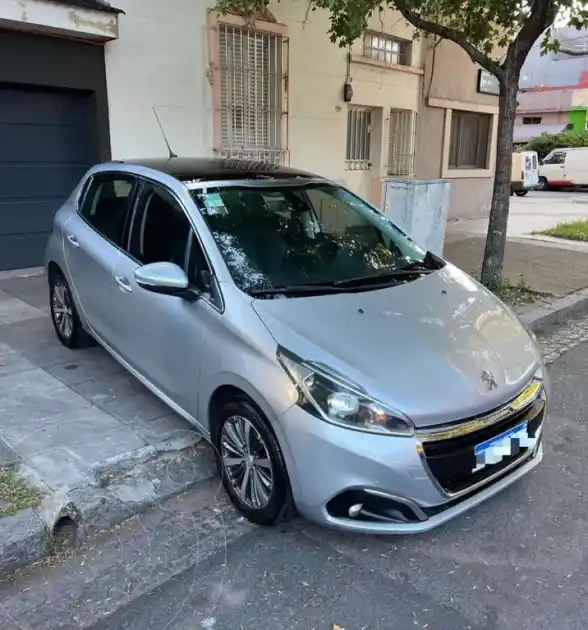 Peugeot 208 Feline 1.6 Aut  2019 - foto 2