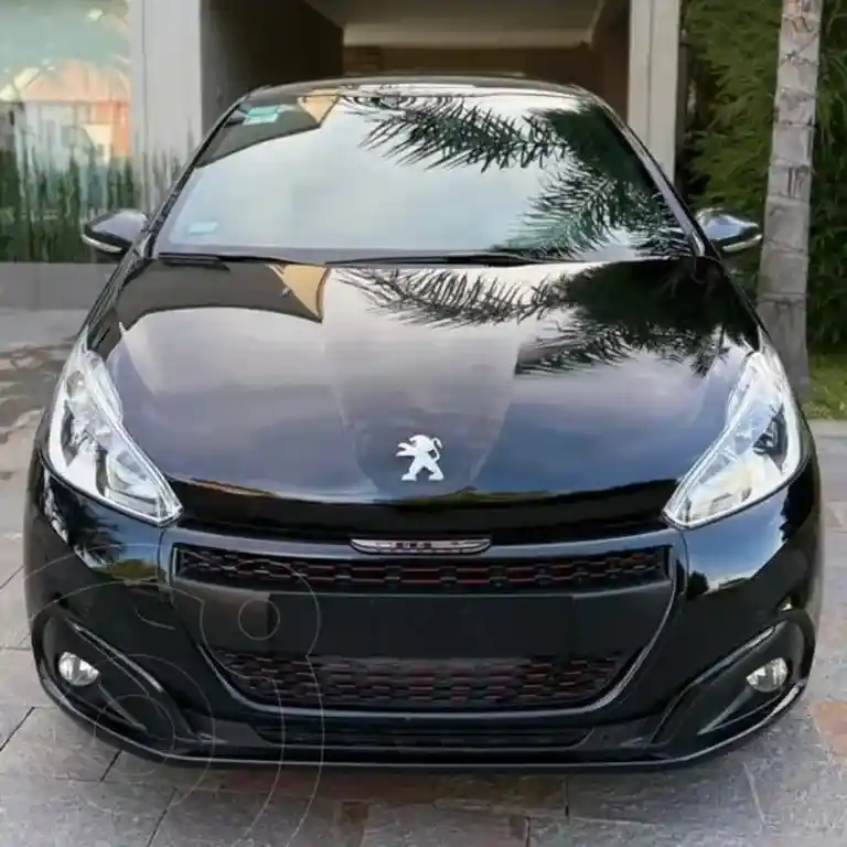 Peugeot 208 Feline 1.6  2019 - foto 3