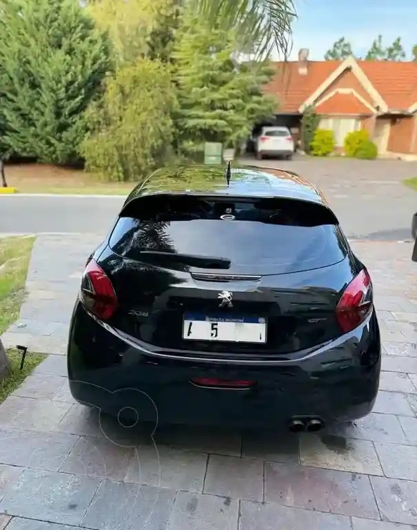 Peugeot 208 Feline 1.6  2019 - foto 4