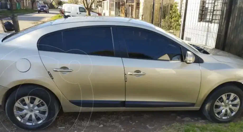 Renault Fluence Confort  2012 - foto 1