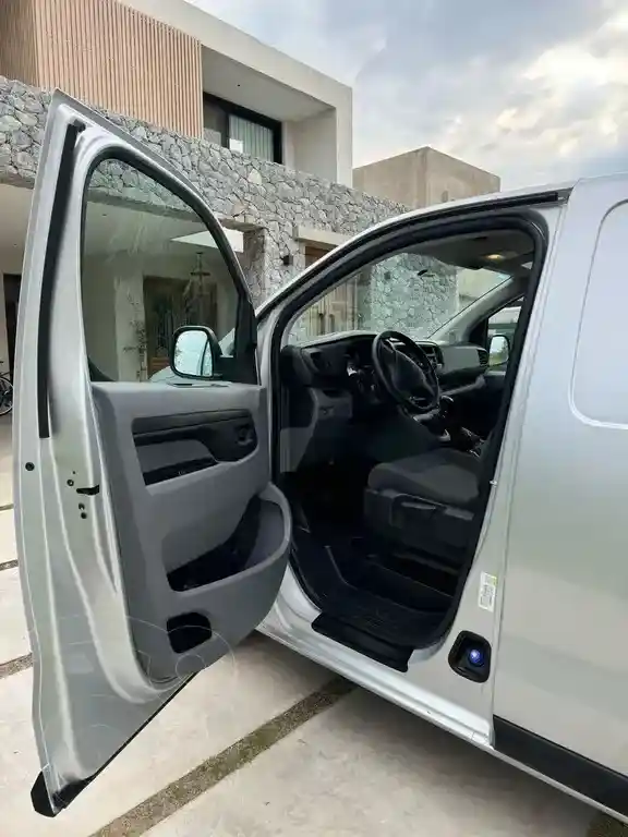 Peugeot Expert Furgón 1.6 Hdi Premium  2022 - foto 4