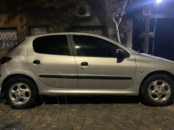 Peugeot 206 1.6 Xr Premium 5P Tiptronic (1587 Cc) 2006 - foto 1